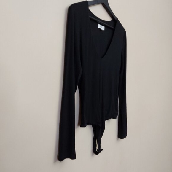 Privacy Please Akron Black bodysuit in black size medium - Picture 3 of 8